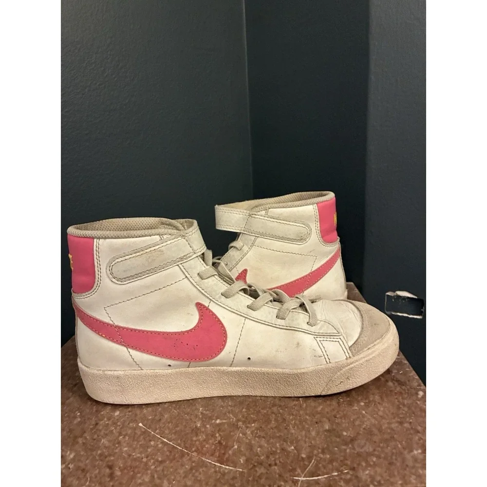 Nike Blazer Mid '77 White Pinksicle High Top Sneakers Kids Size 2Y